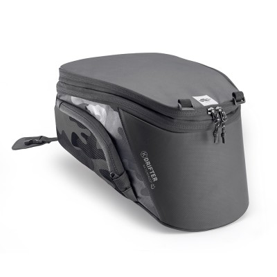 kappa-2024-03-torba-tankbag-na-zbiornik-do-mocow.jpg