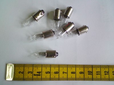 Żarówka kierunkowskazów 12V 23W biała