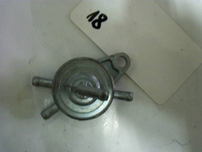 Kranik paliwa Suzuki 4 wejścia