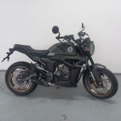 Motocykl Zontes 125 G1 Aluminium