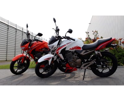 Junak Racer125 pomarańcz.jpg