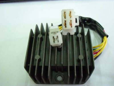 Regulator napięcia 7 przewodów