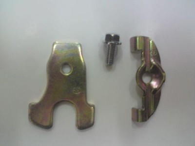 Zestaw włączający sprzęgła w pokrywie